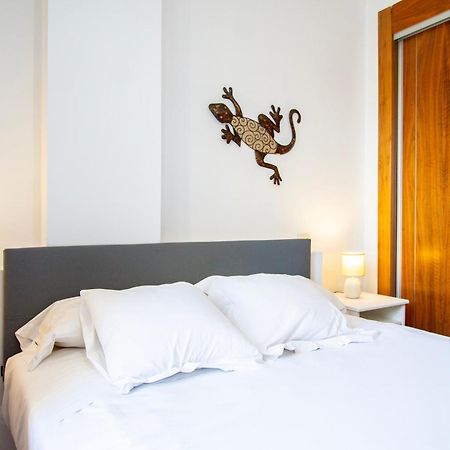 Apartamentos Adelfas Madrid Luaran gambar