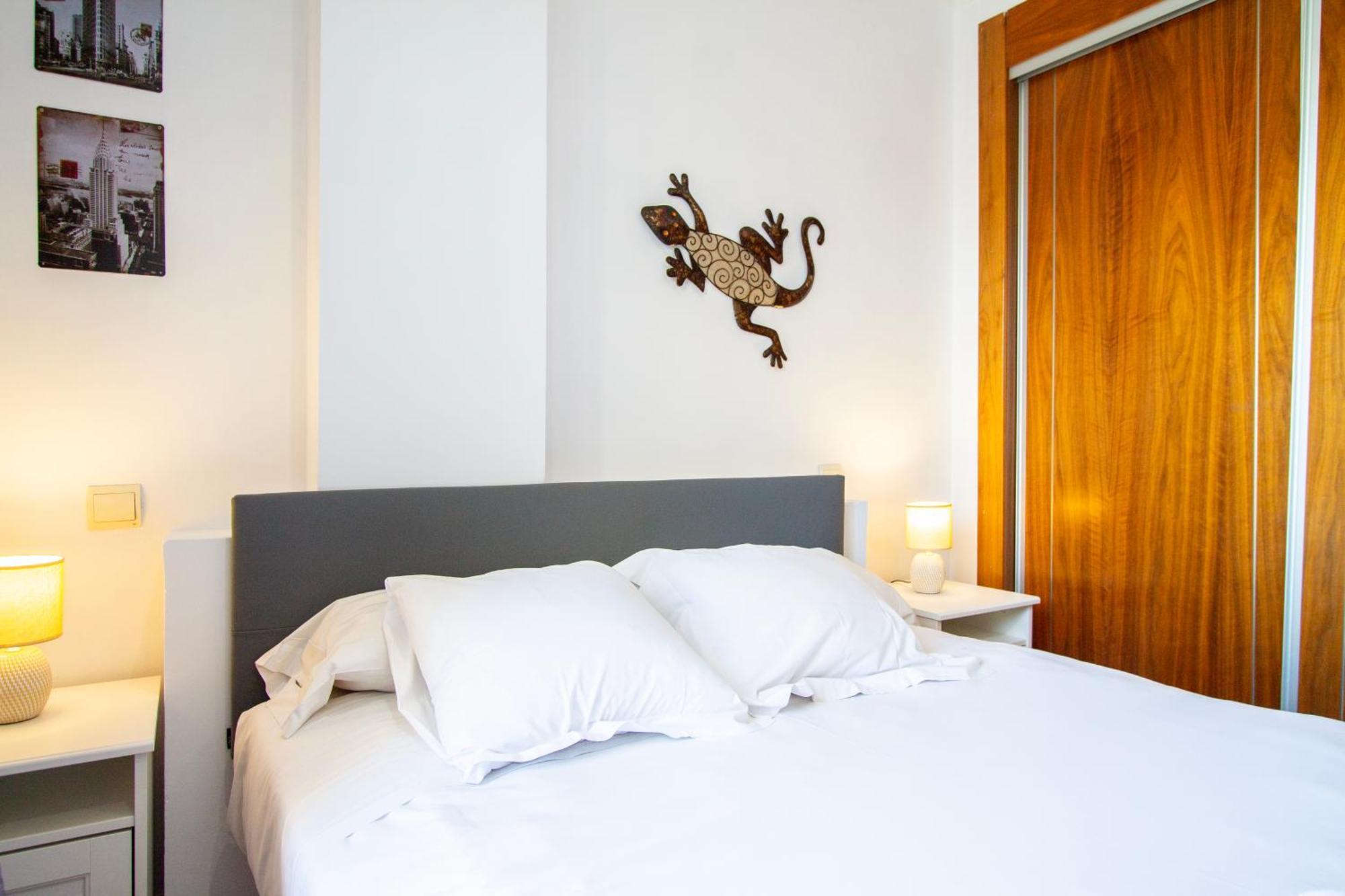 Apartamentos Adelfas Madrid Luaran gambar