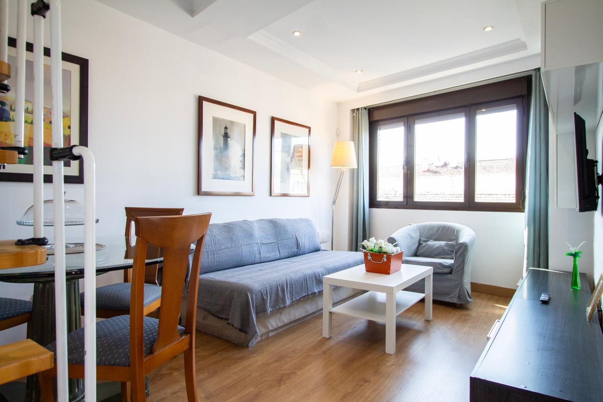 Apartamentos Adelfas Madrid Luaran gambar