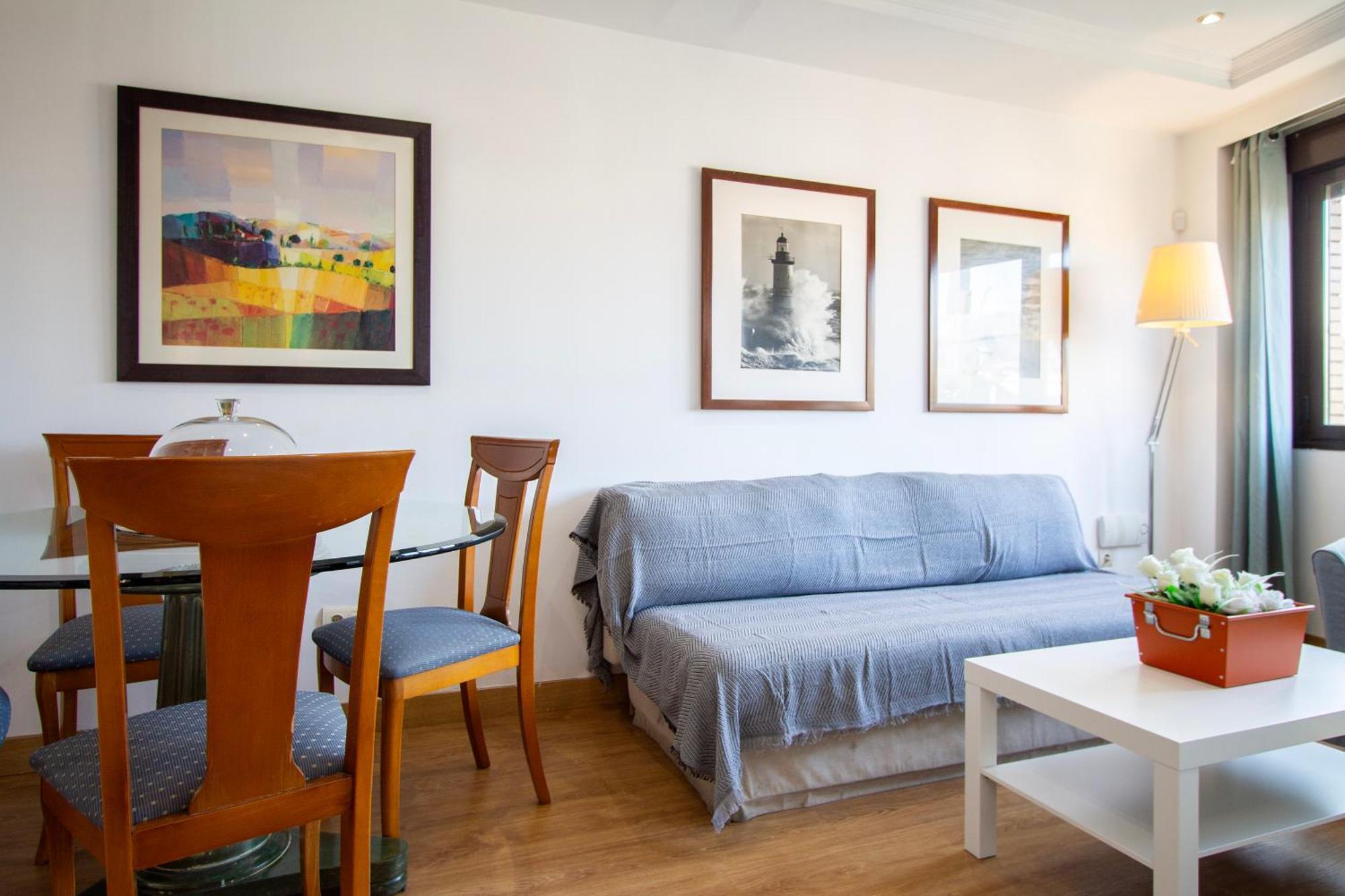 Apartamentos Adelfas Madrid Luaran gambar