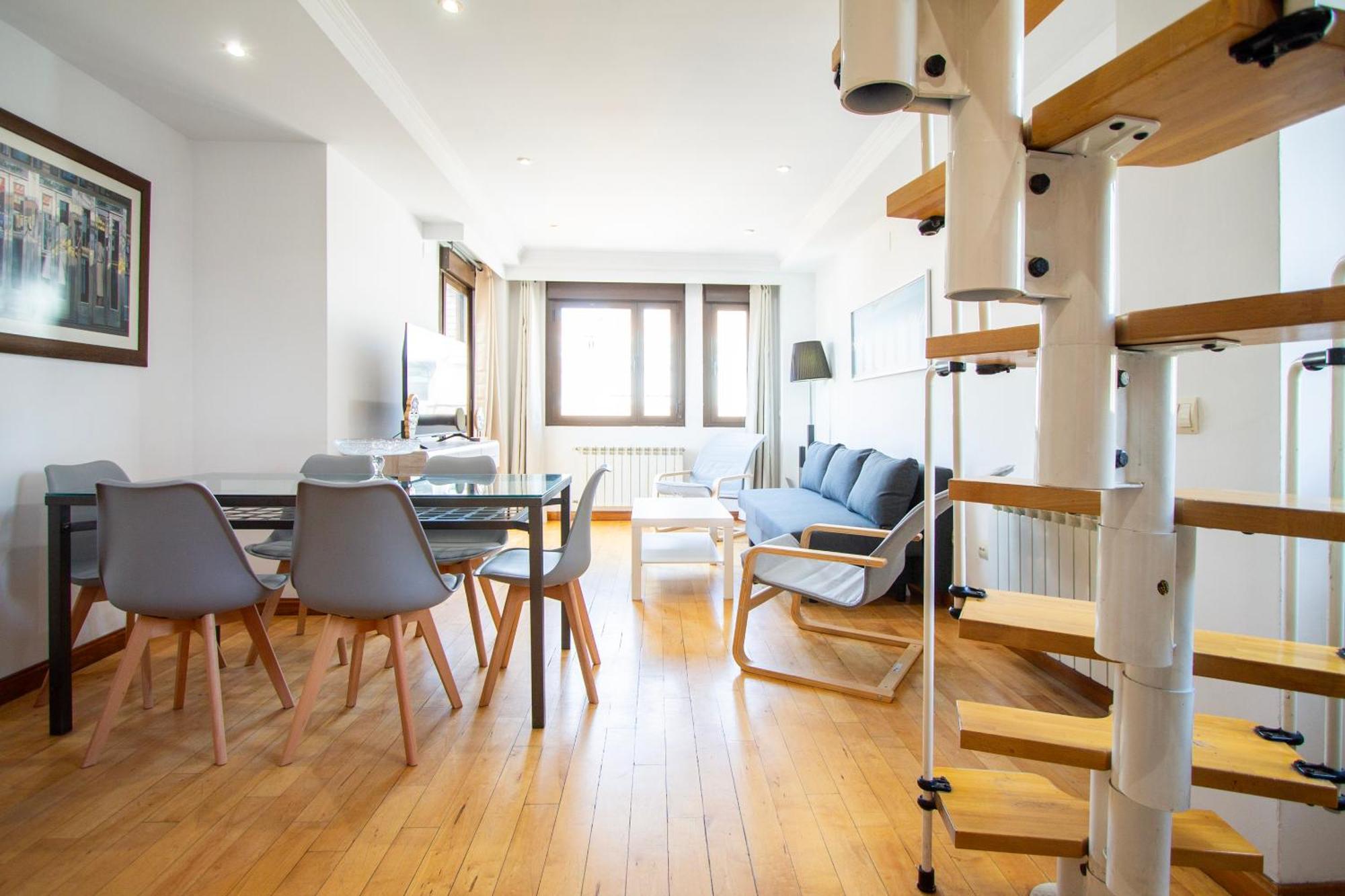 Apartamentos Adelfas Madrid Luaran gambar