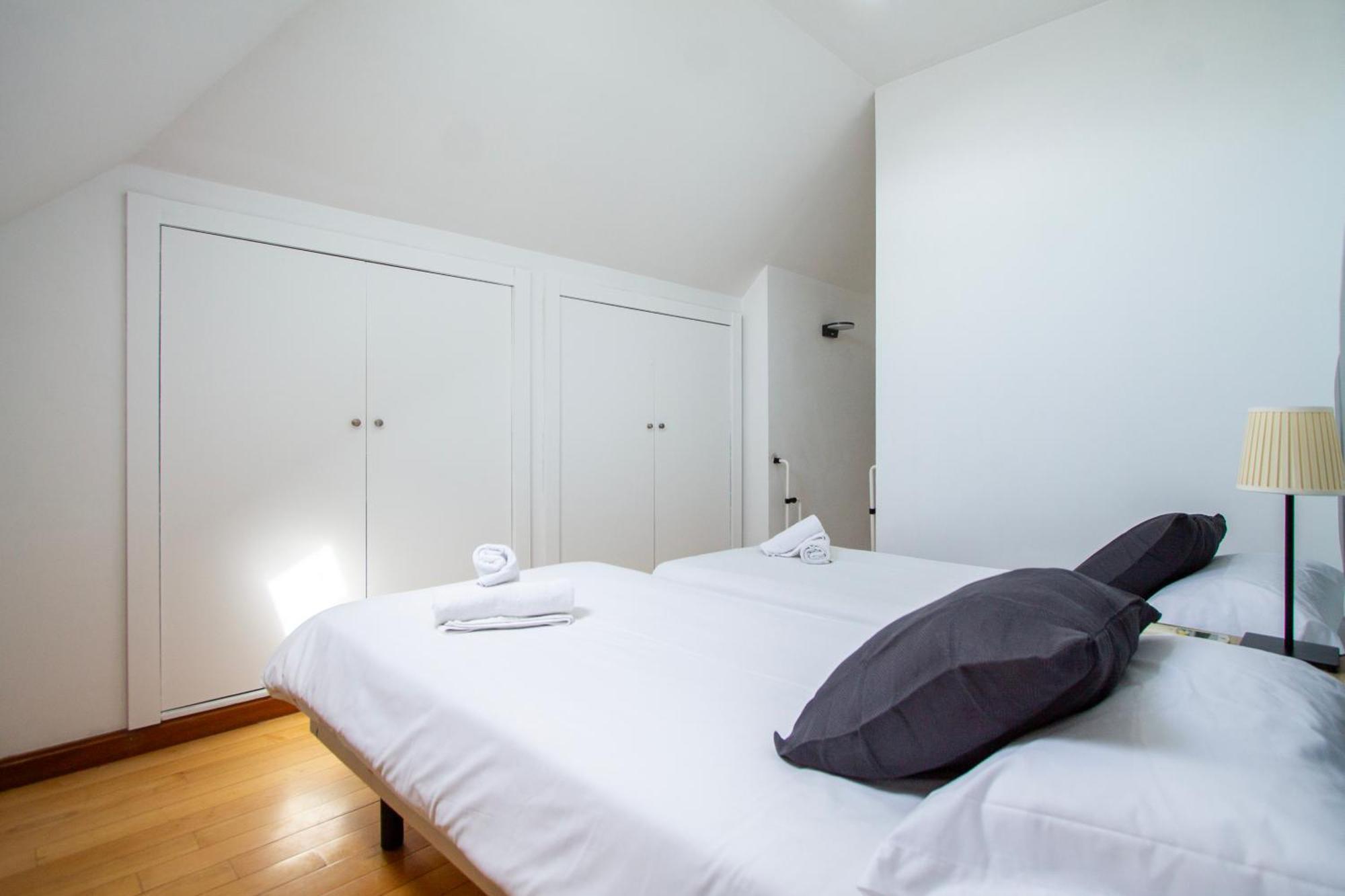 Apartamentos Adelfas Madrid Luaran gambar